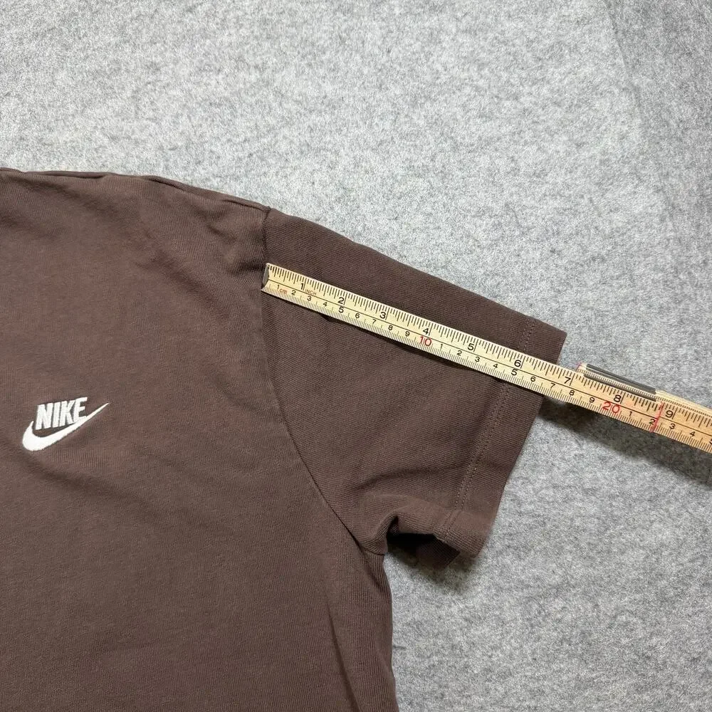 Nike women brown